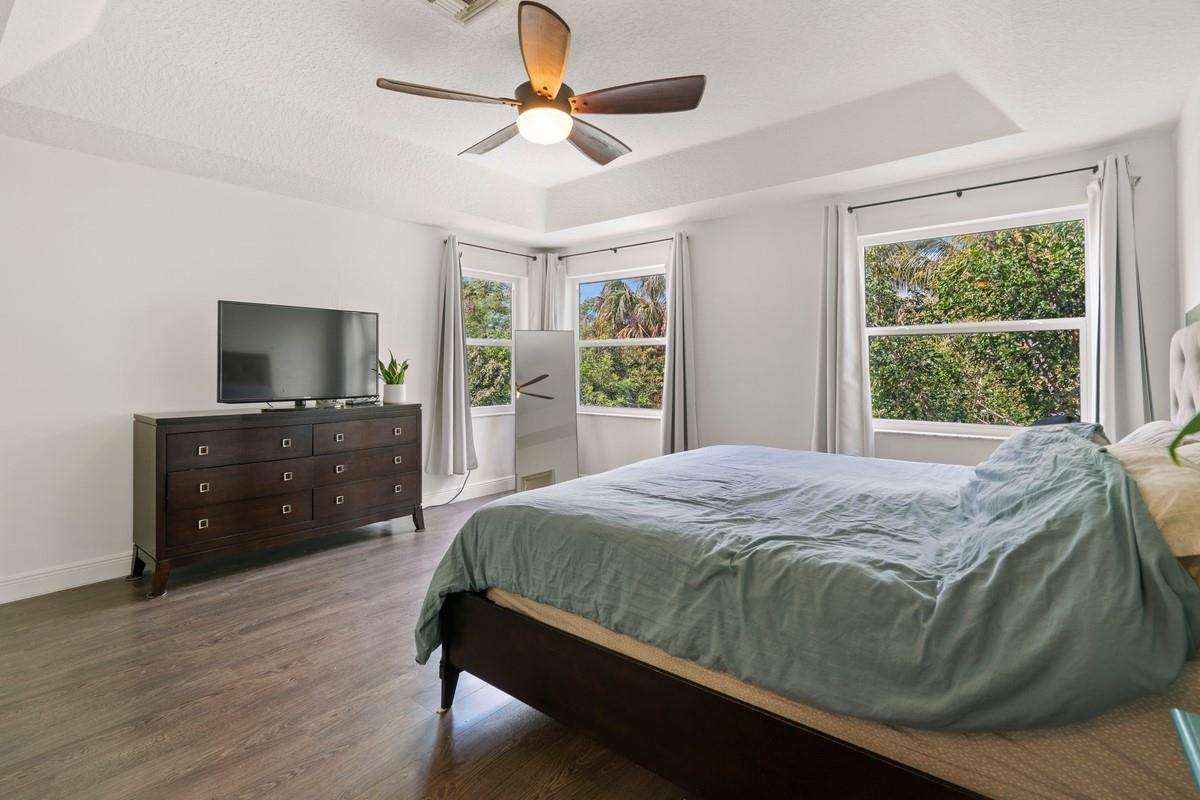 MAPLEWOOD - Residential