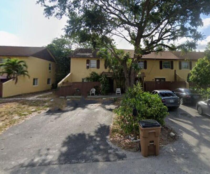 Property being sold "AS IS" with right to inspect. Ideal for investors as there are no rental restrictions and no HOA approval  required. Unit is in its original condition and will need to be fully renovated. Great rental and return potential.