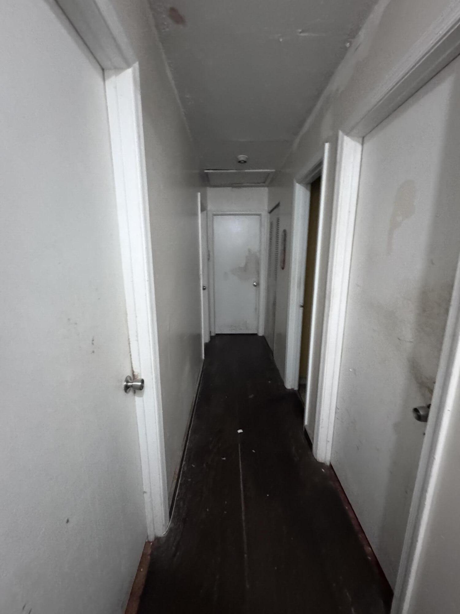 LAKE ISLAND - Residential