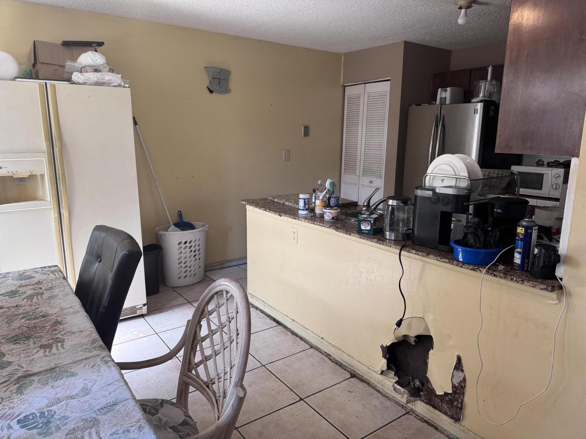 LAKE ISLAND - Residential