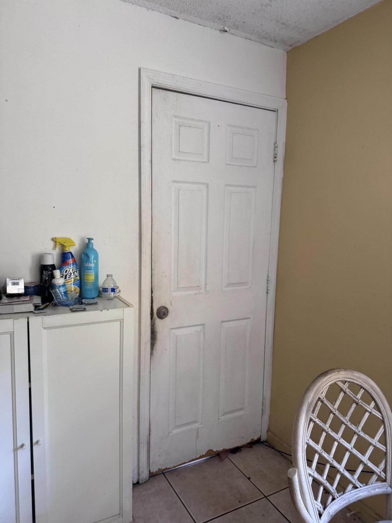 LAKE ISLAND - Residential