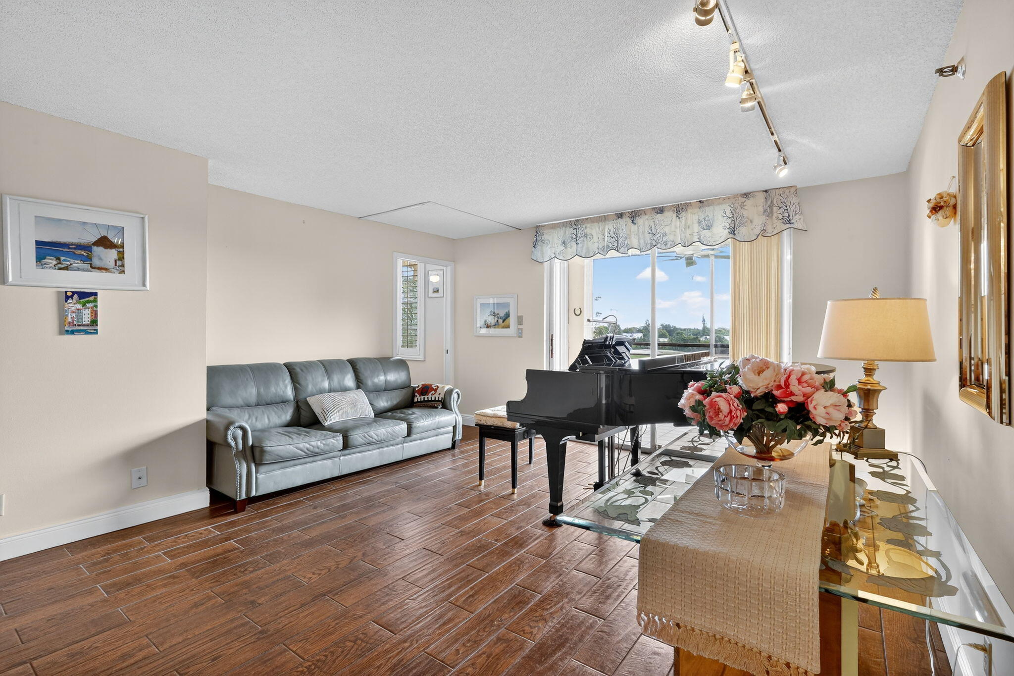 BOCA TEECA CONDO 10 - Residential