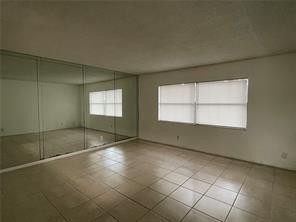 VILLAS AT CORAL SPRINGS - Residential Lease