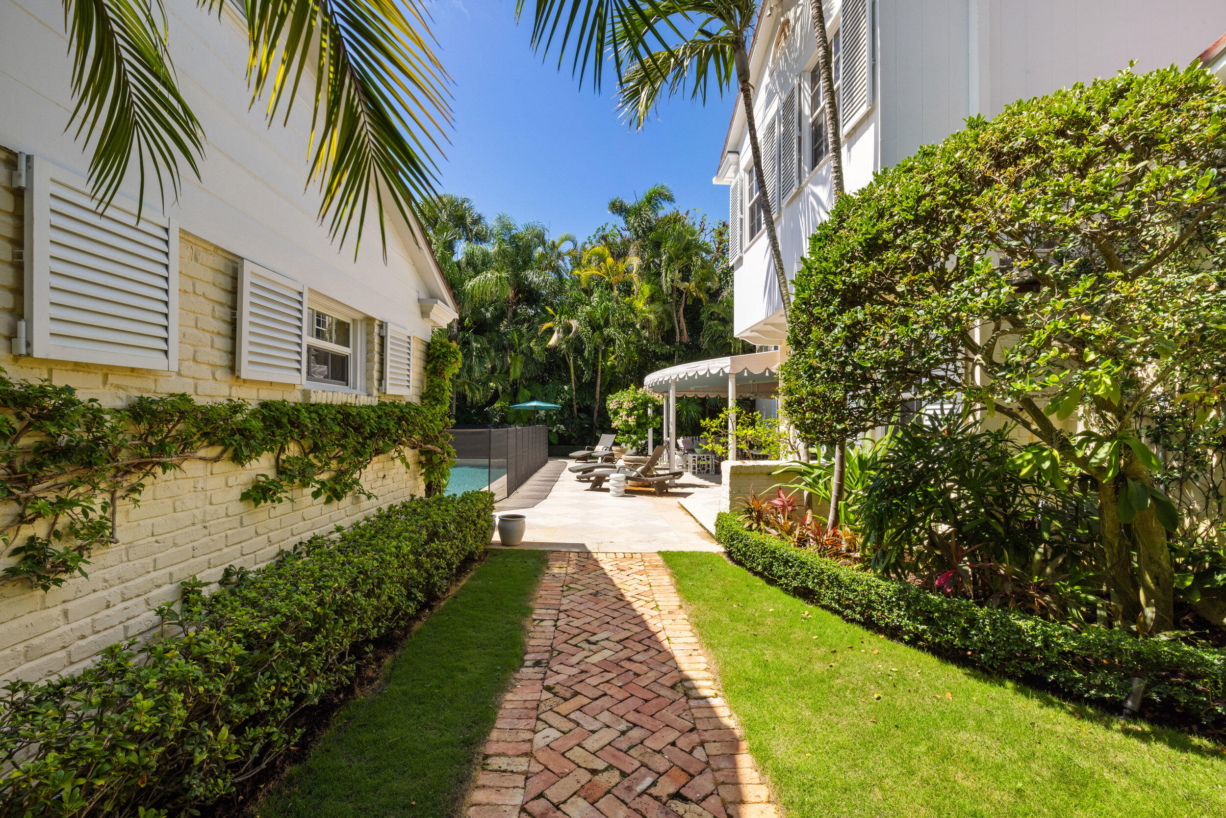 SINGER ADD TO P B IN - Residential