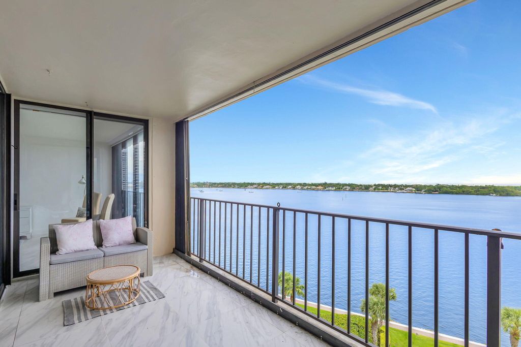 Photo of 124 Lakeshore Drive #9290, North Palm Beach, FL 33408 (MLS # R11028338)