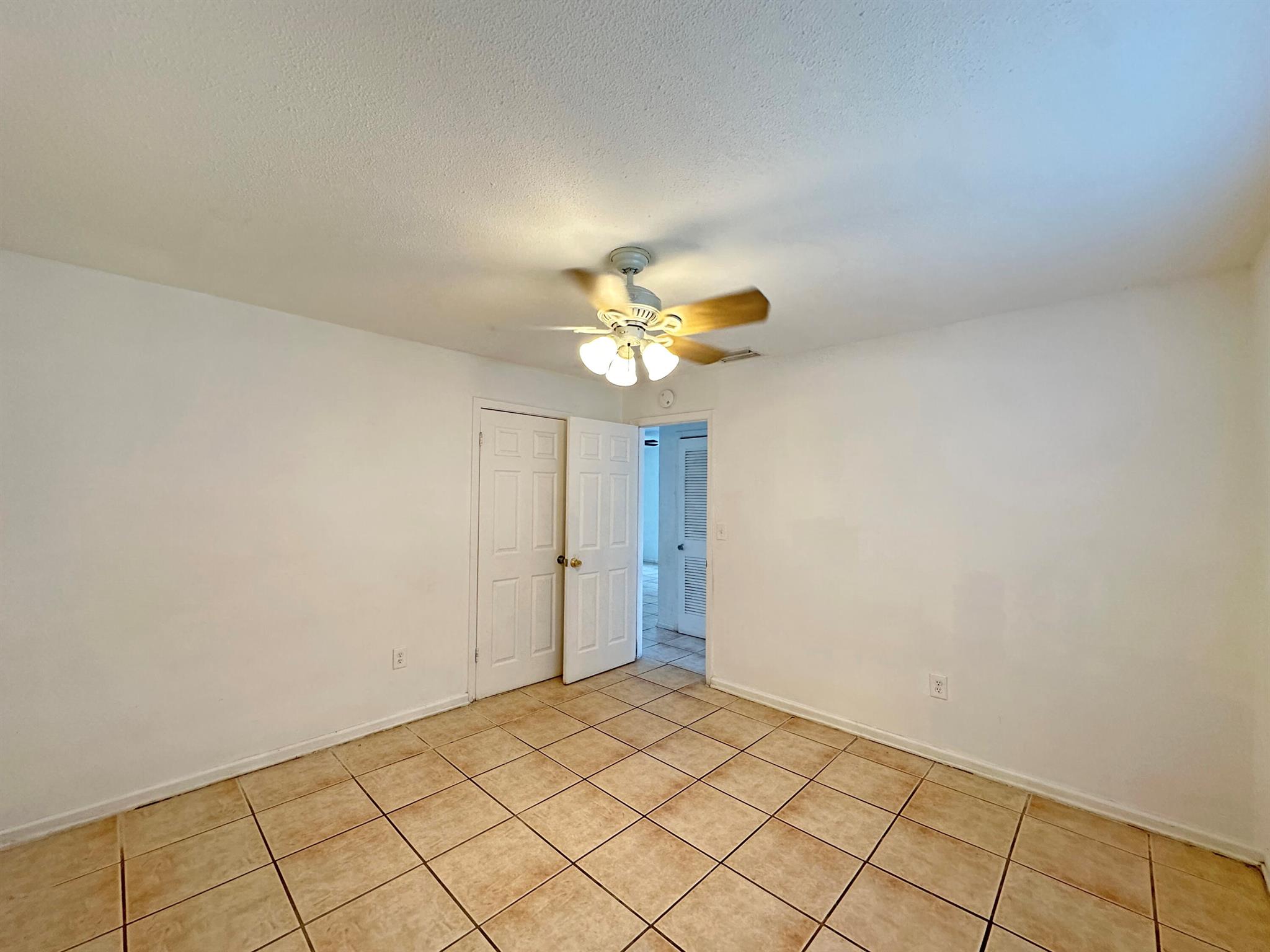 Sunny Acres - Residential Lease