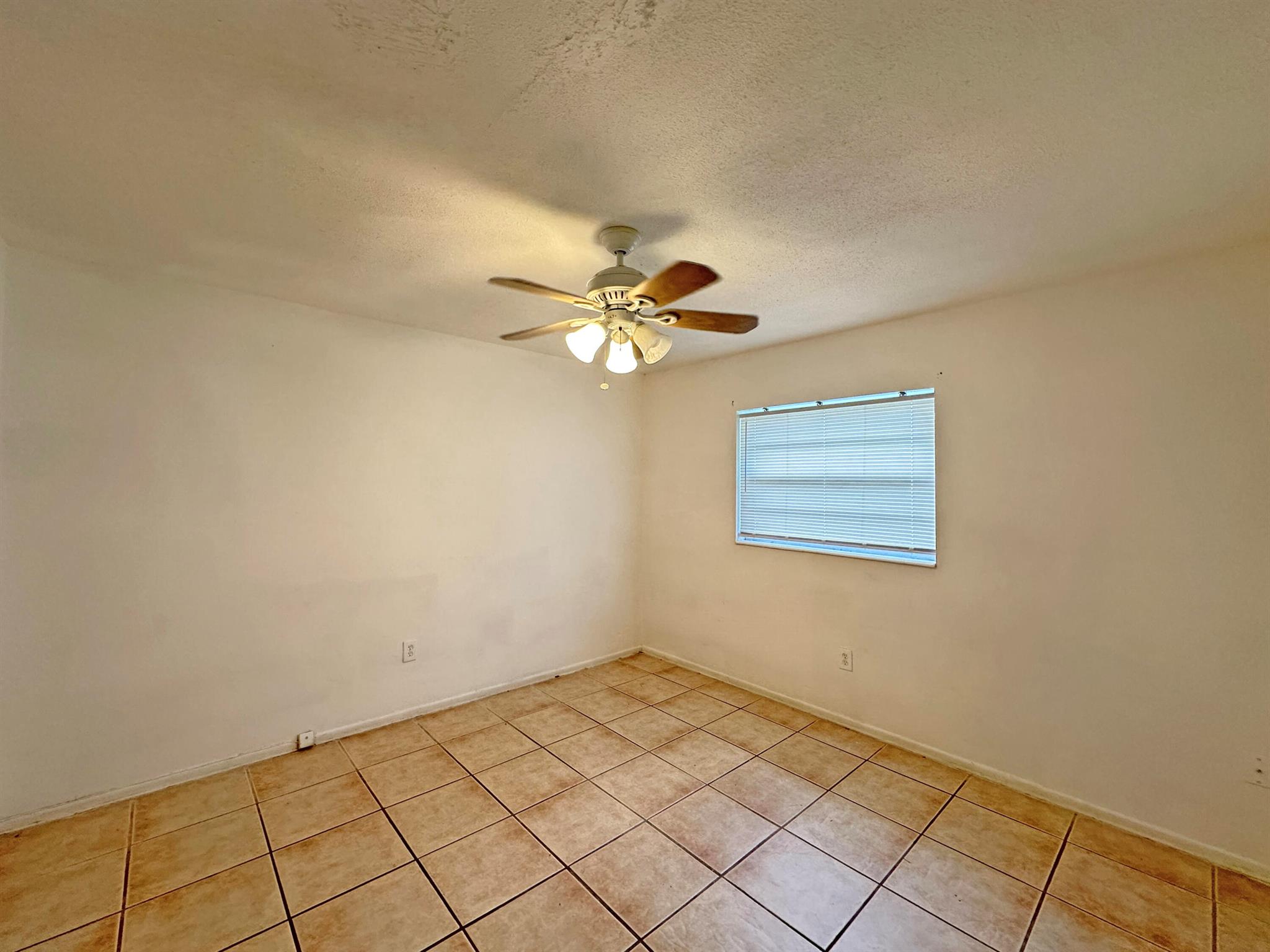 Sunny Acres - Residential Lease