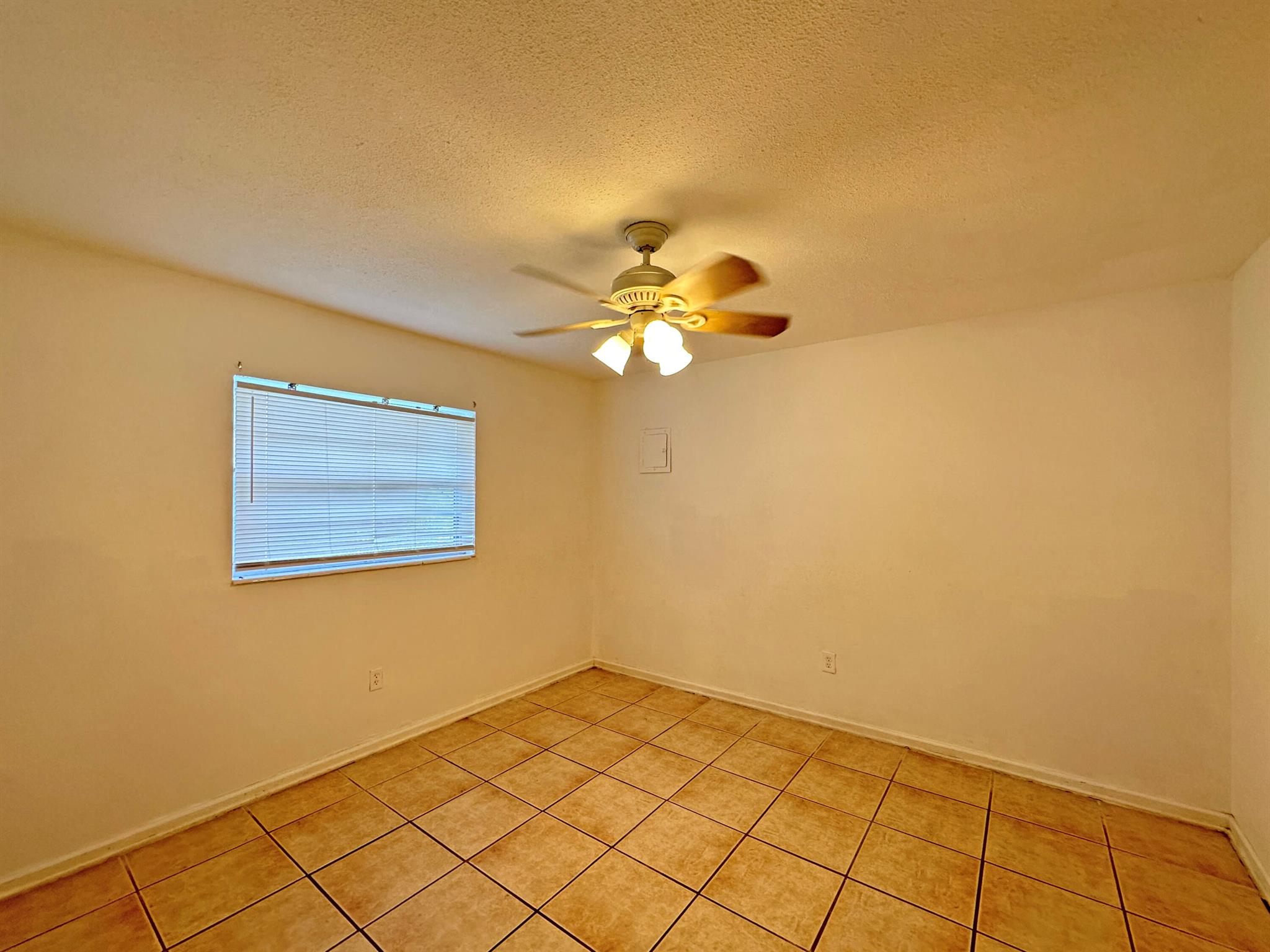 Sunny Acres - Residential Lease