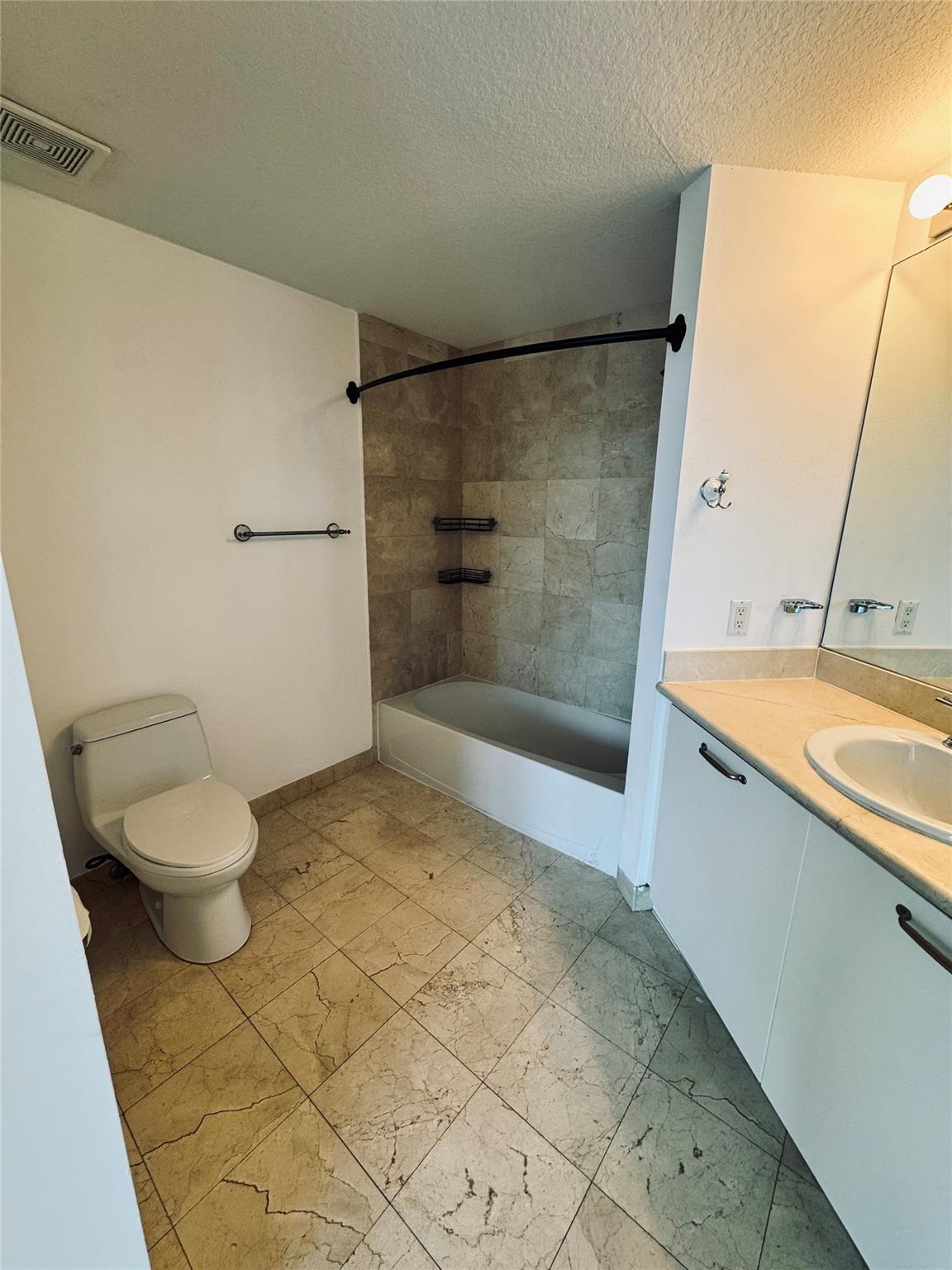 BEL-AIRE ON THE OCEAN - Residential