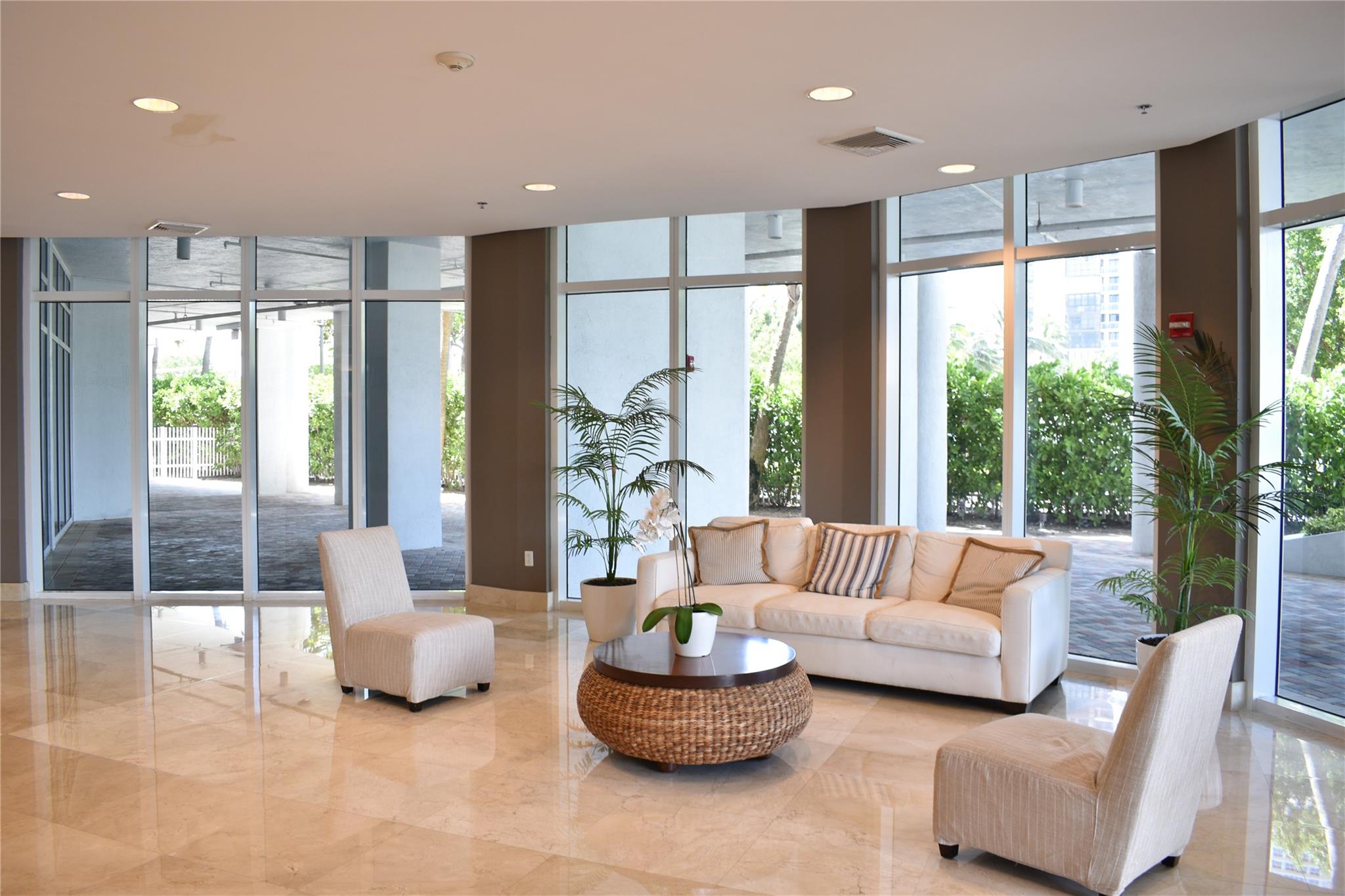 BEL-AIRE ON THE OCEAN - Residential