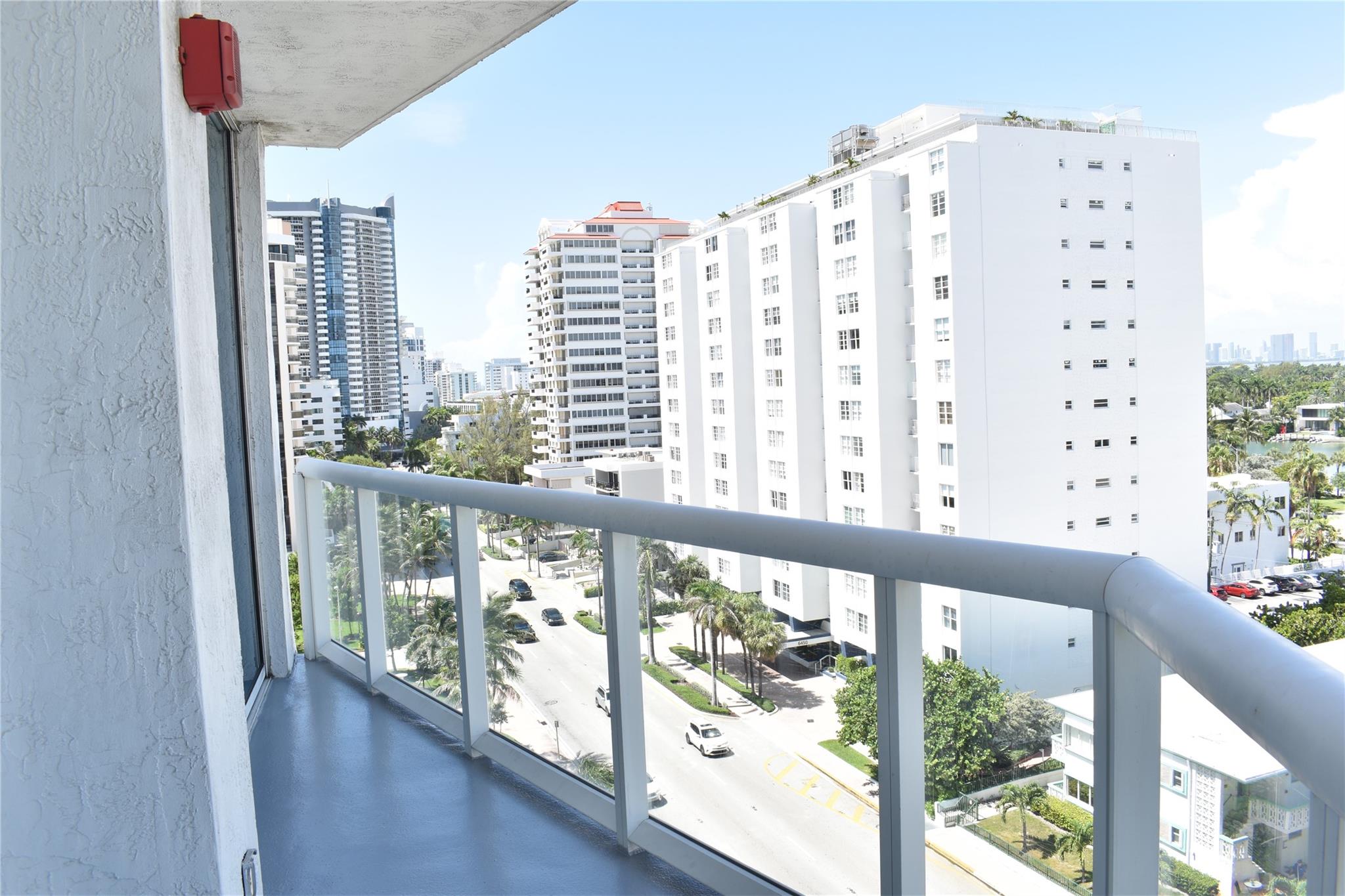 BEL-AIRE ON THE OCEAN - Residential