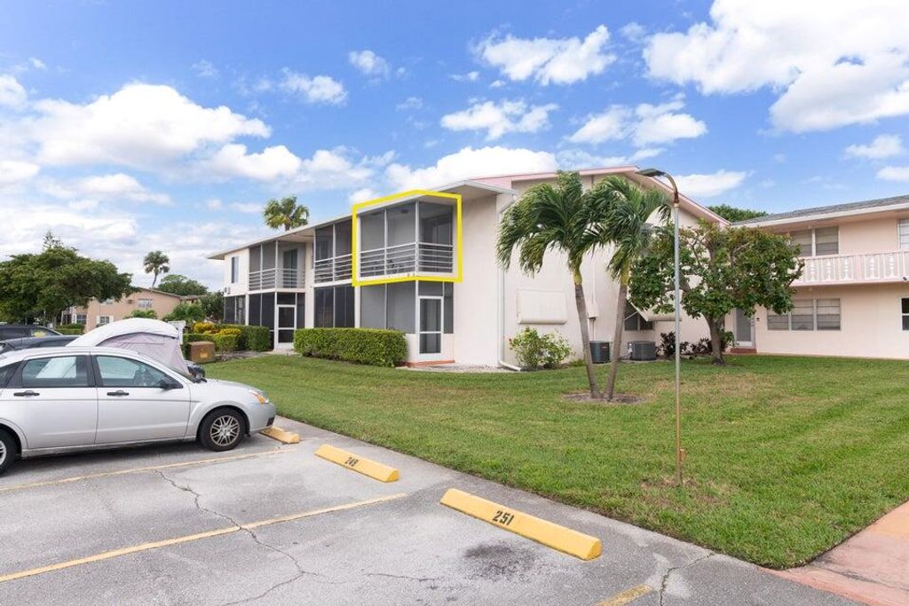 Photo of 260 Norwich K #260, West Palm Beach, FL 33417 (MLS # R11167156)