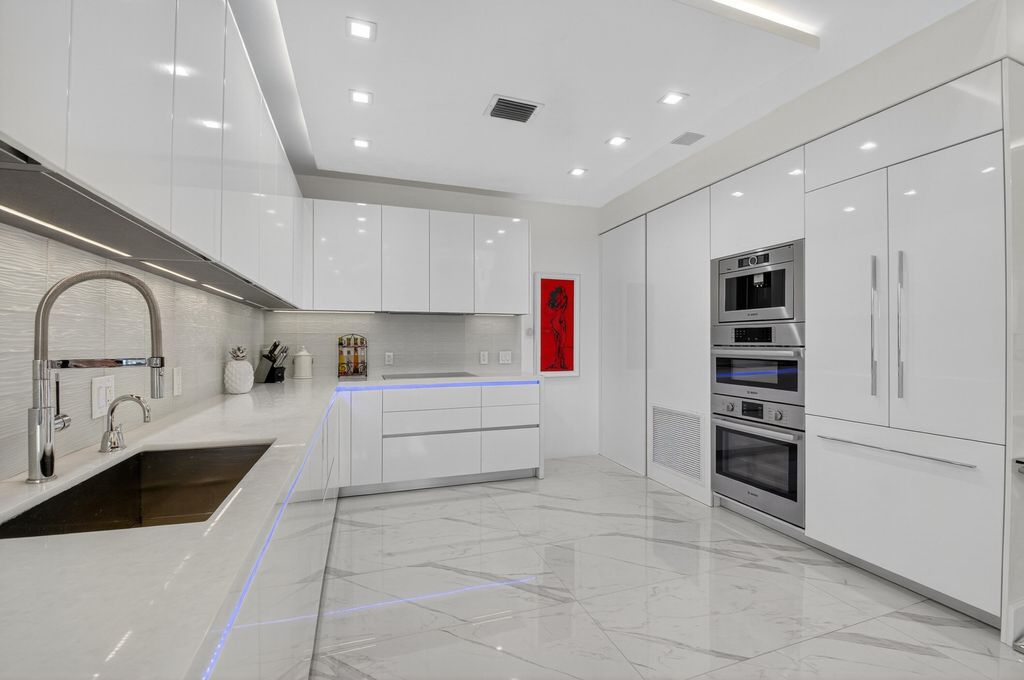 Photo of 19297 Sabal Lake Drive #5072, Boca Raton, FL 33434 (MLS # R11141688)