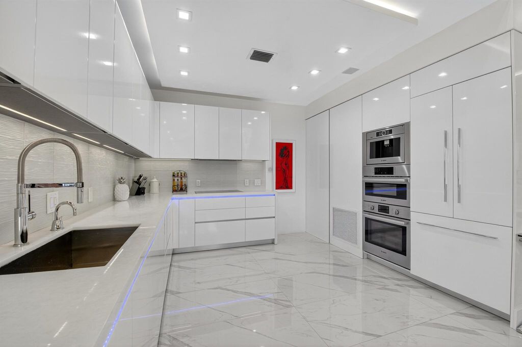 Photo of 19297 Sabal Lake Drive #5072, Boca Raton, FL 33434 (MLS # R11141688)