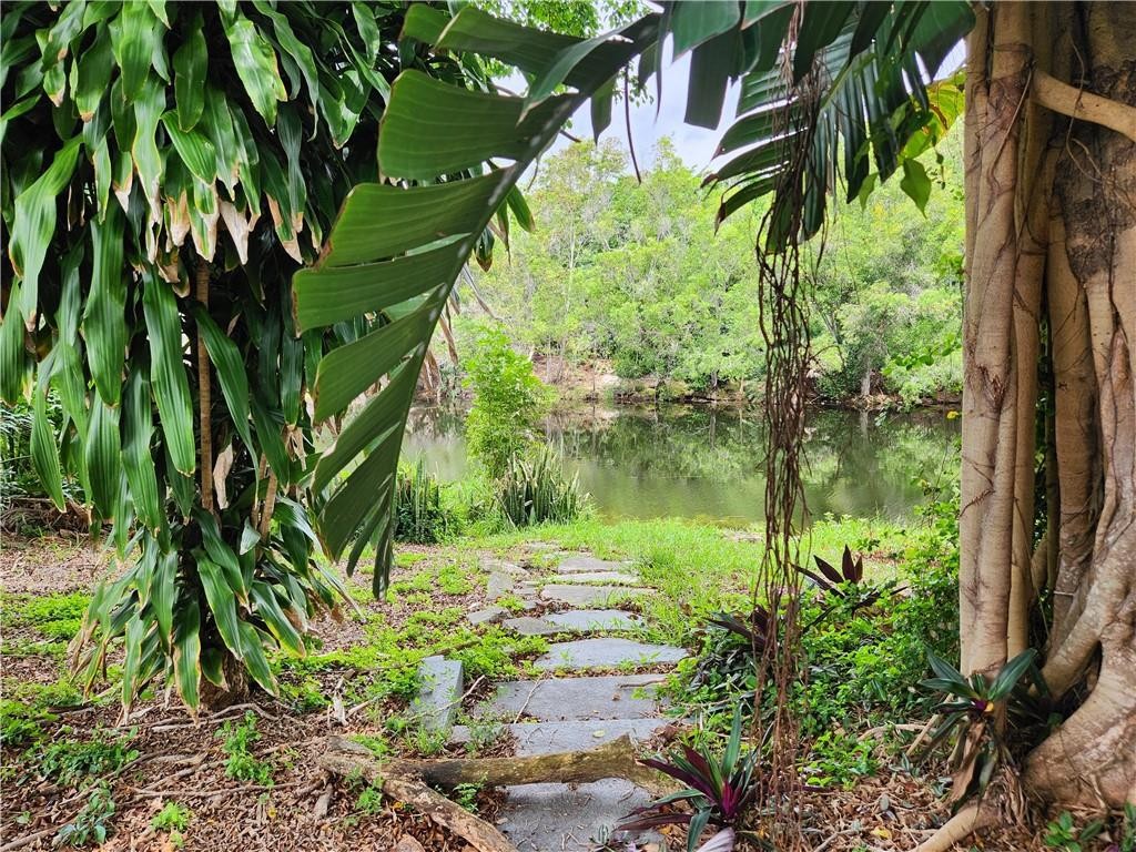 LAKE ISLAND - Residential