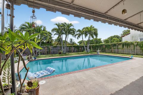 205 Dartmouth Drive Lake Worth Beach FL 33460