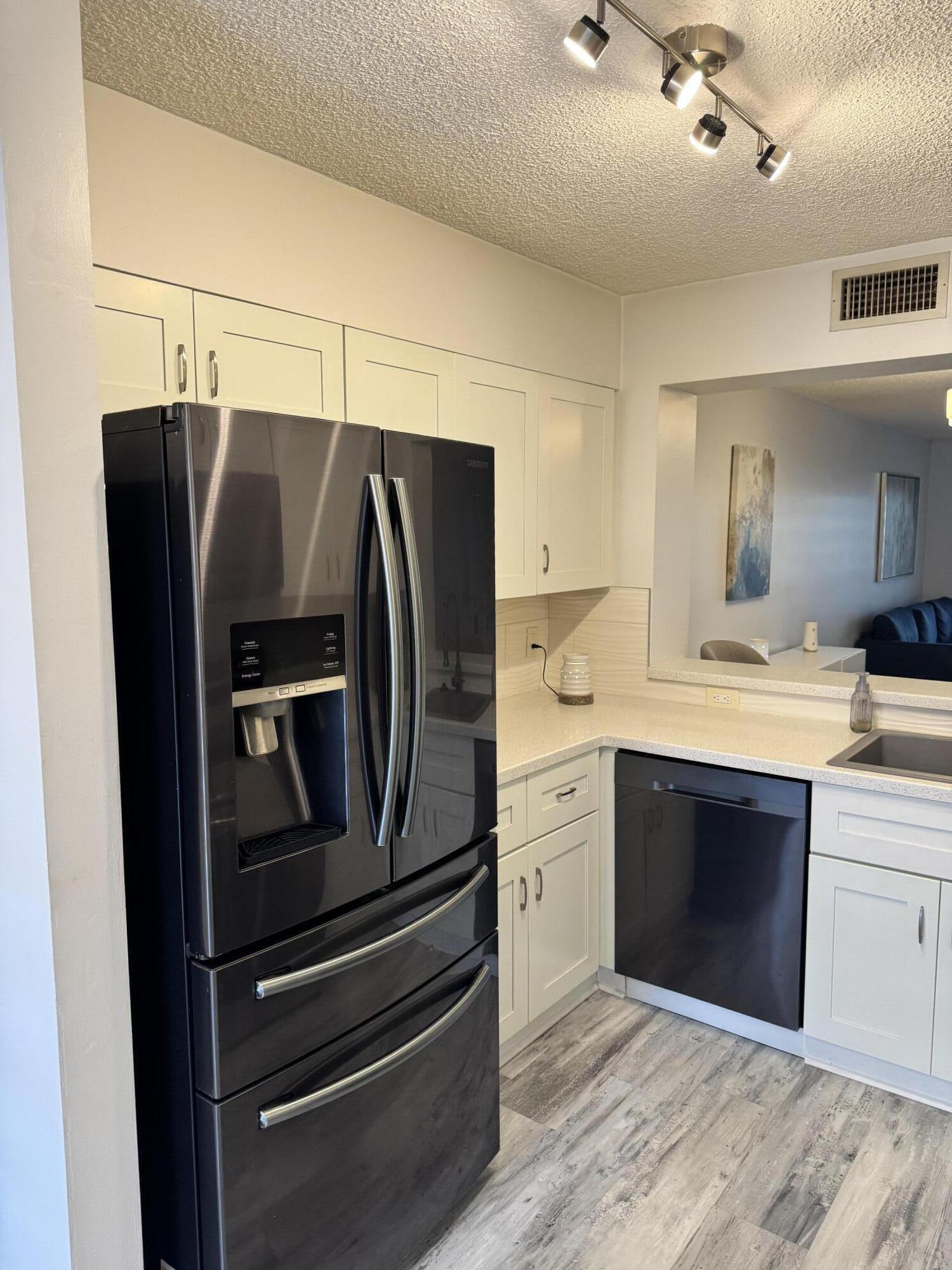 DEVON NEIGHBORHOOD ASSOCIATION INC. - Residential