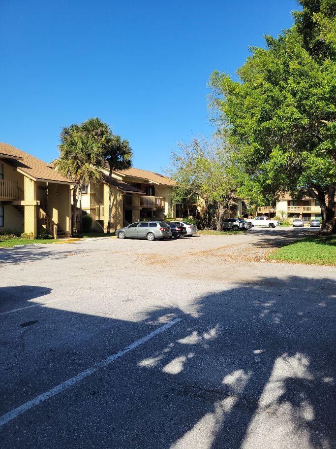 SHEFFIELD WOODS AT WELLINGTON CONDO - Residential Lease