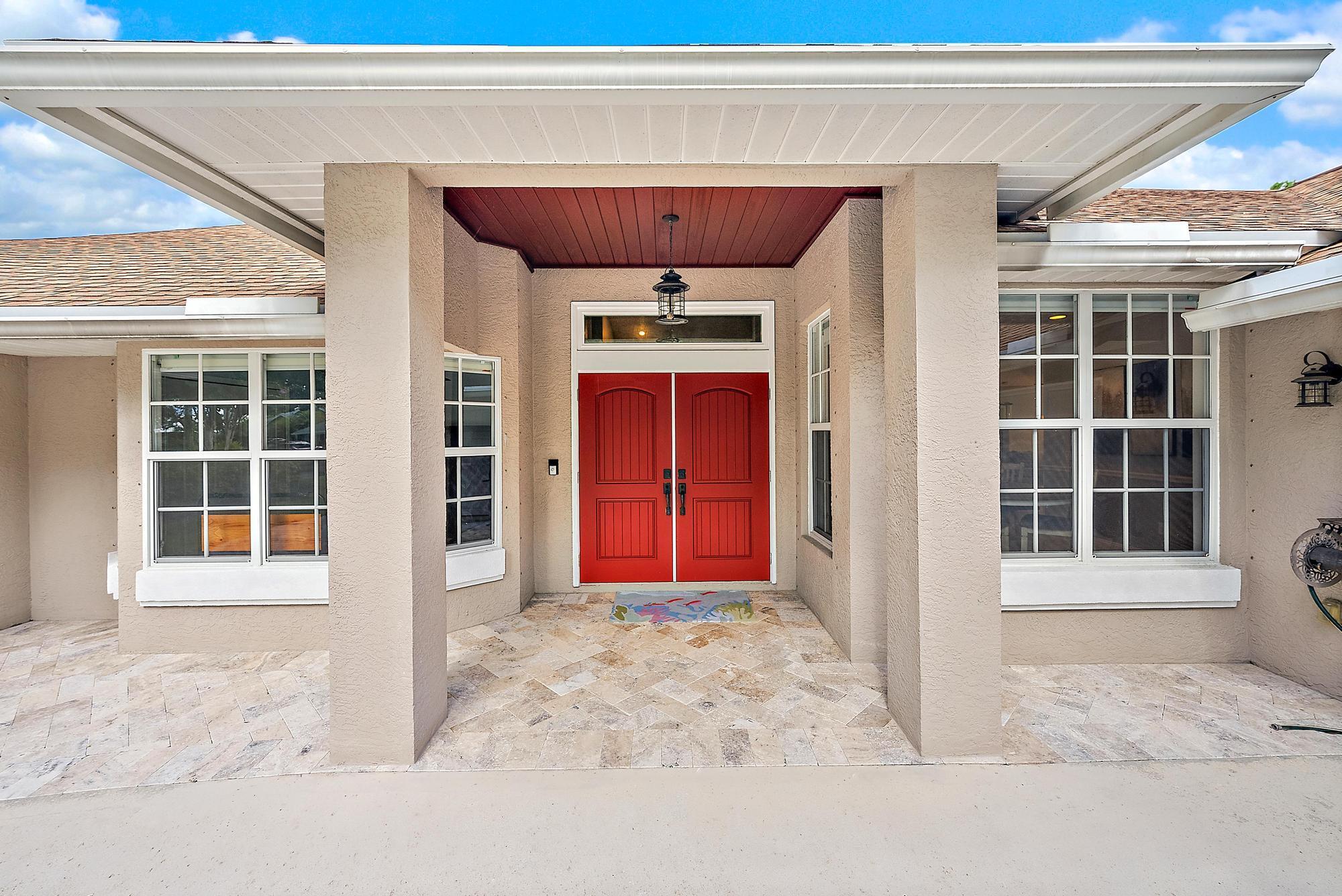 2111 SW Danforth Circle