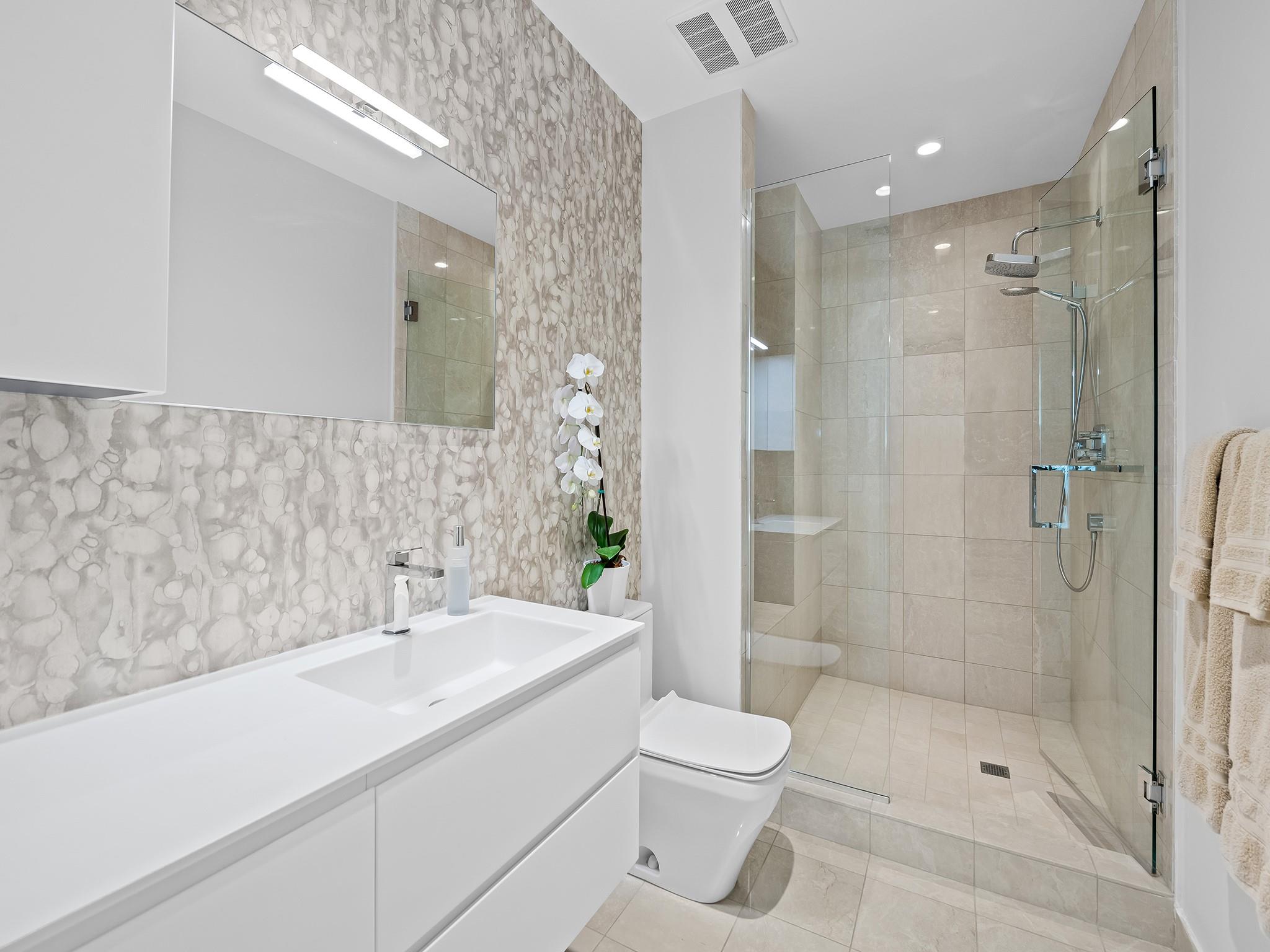 353 Sunset - Residential