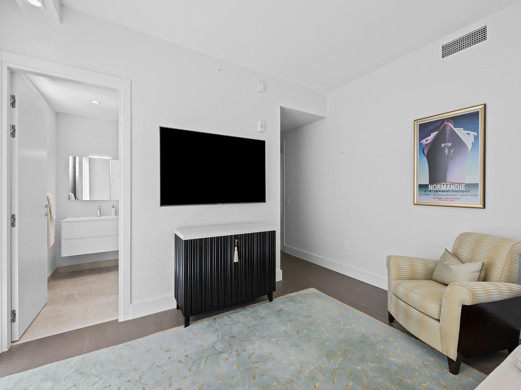 353 Sunset - Residential