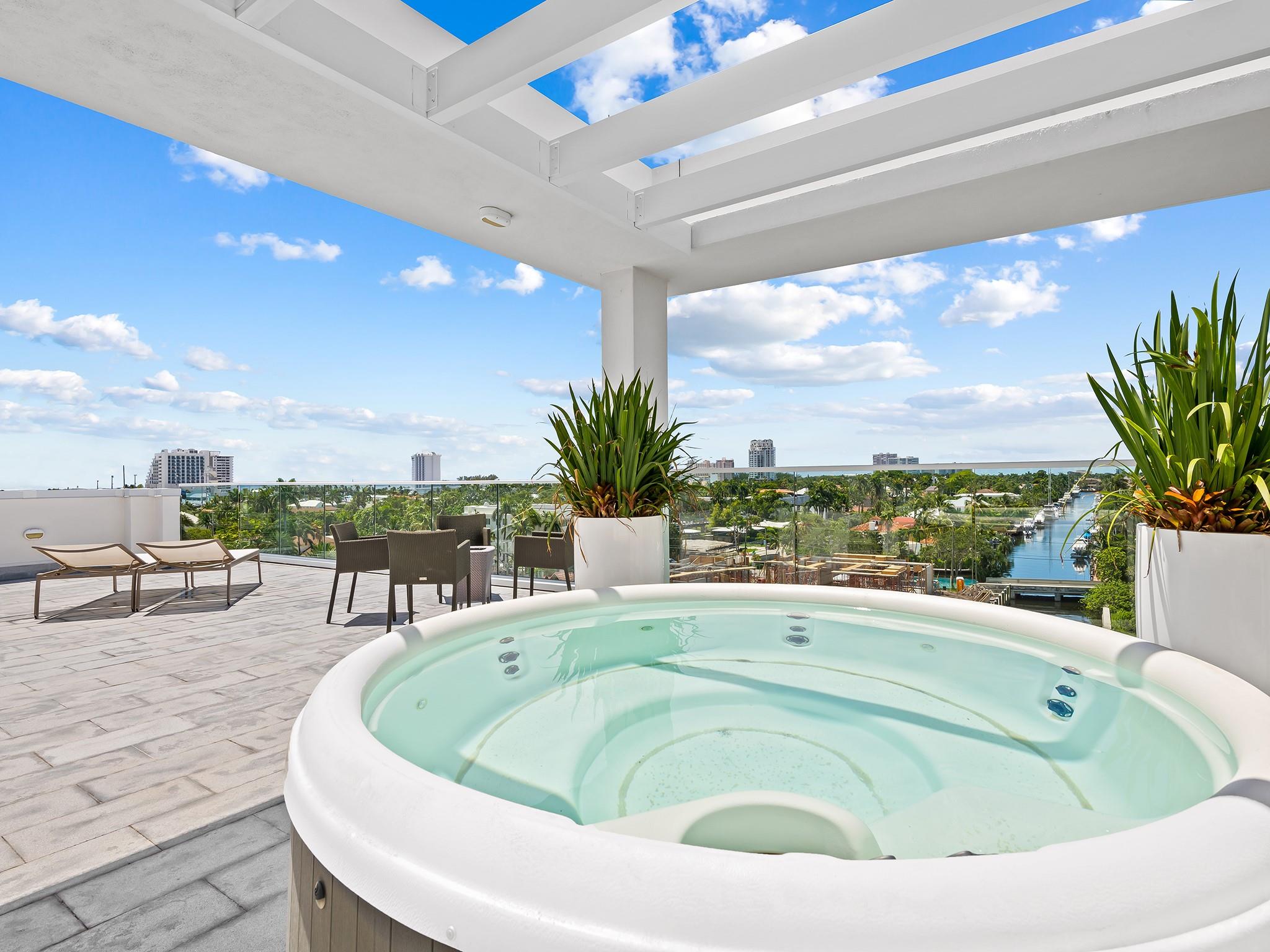 353 Sunset - Residential