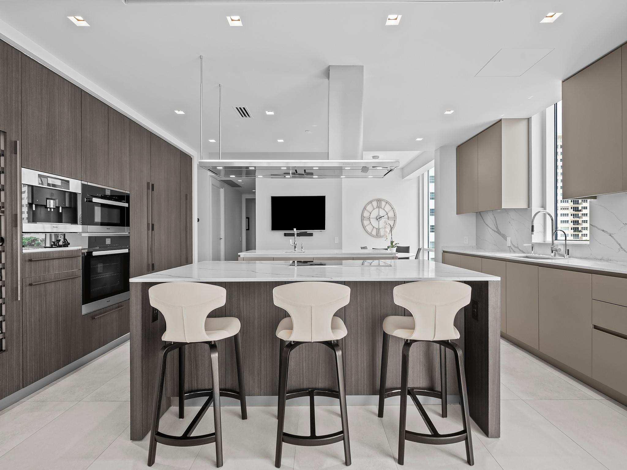 353 Sunset - Residential