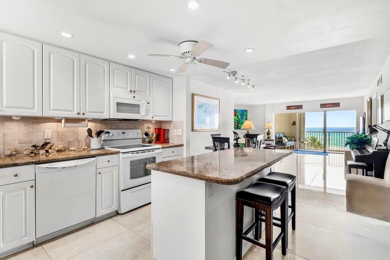 3101 S Ocean Boulevard 706