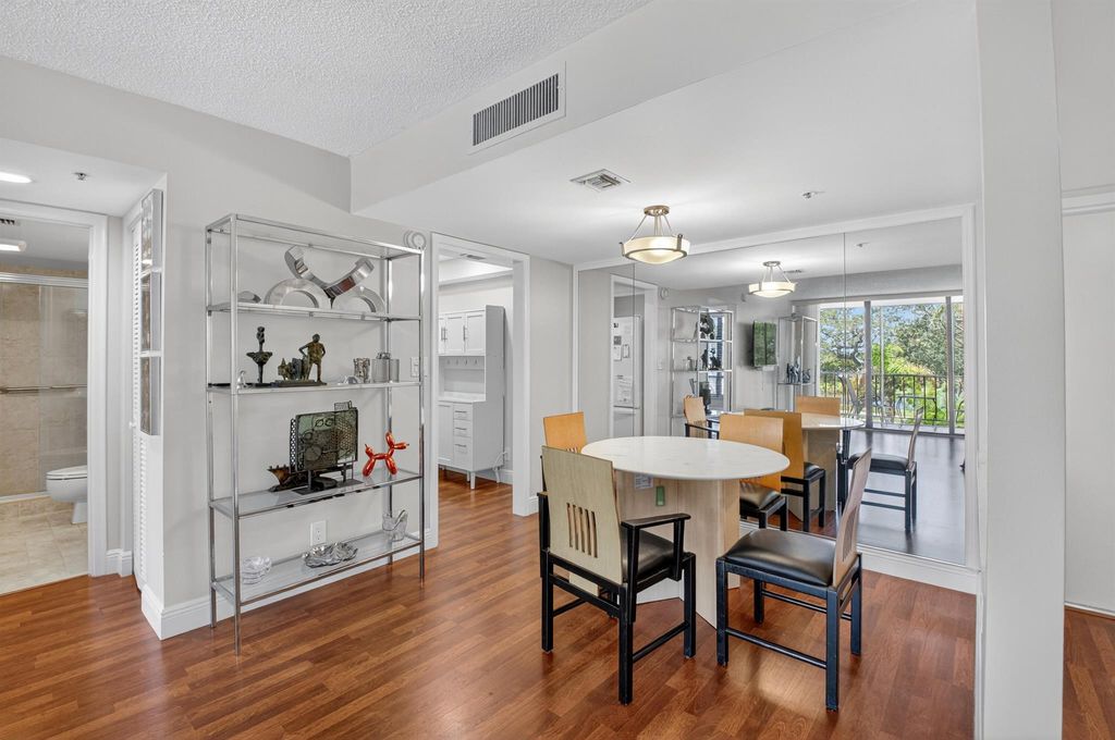 Photo of 7847 Lakeside Boulevard #1033, Boca Raton, FL 33434 (MLS # R11109410)