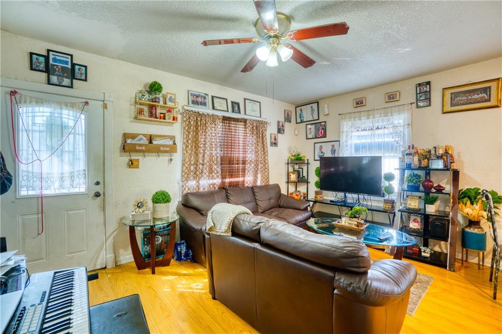 ORANGE HEIGHTS - Residential