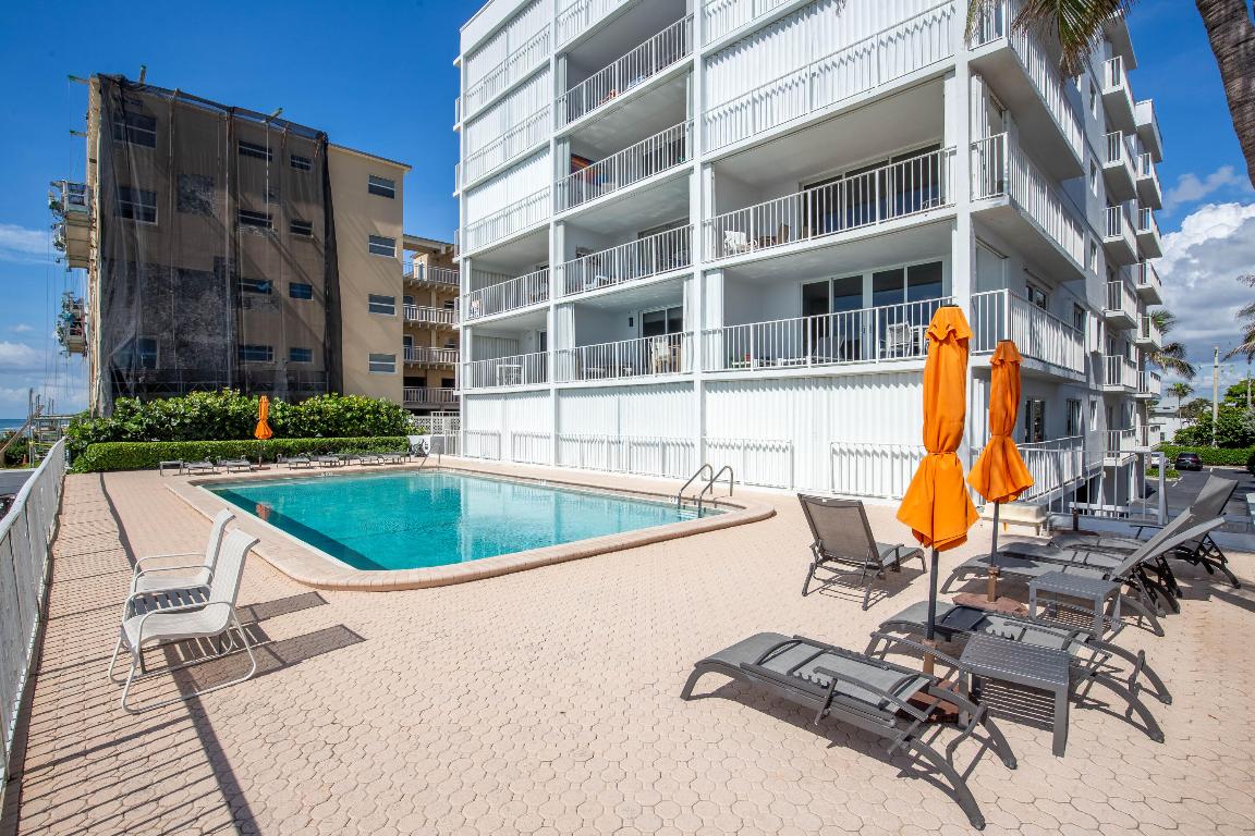 PALM BEACH WINDEMERE CONDO - Residential