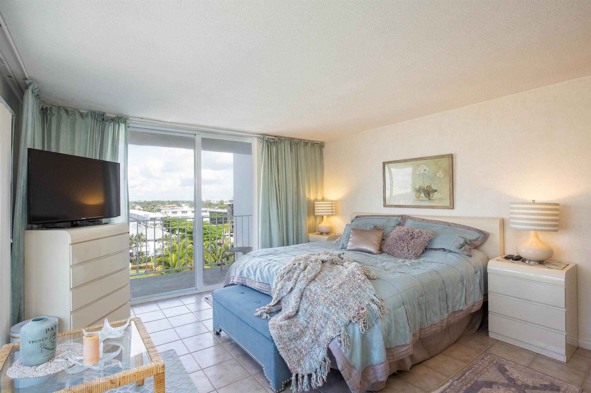 PALM BEACH WINDEMERE COND - Residential