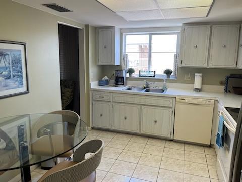 4200 S Ocean Boulevard 503, South Palm Beach, FL, 33480/$950,000 4 4200 S Ocean Boulevard 503