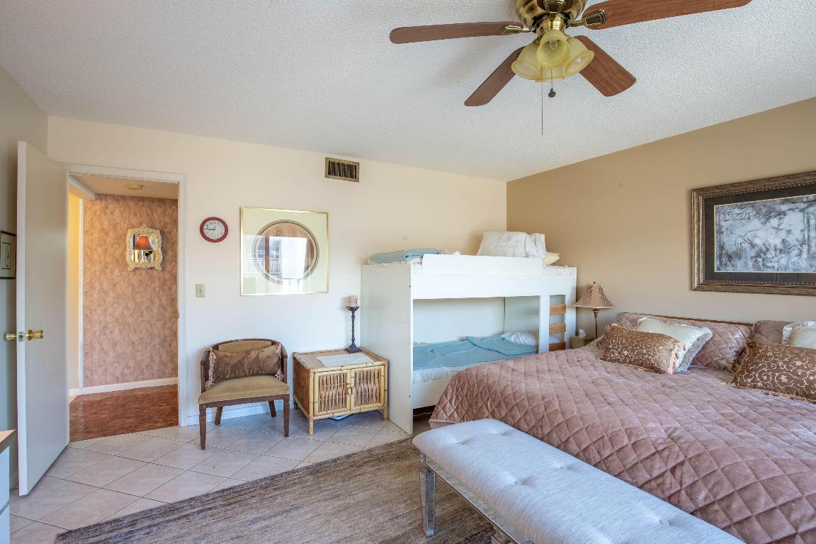 PALM BEACH WINDEMERE CONDO - Residential