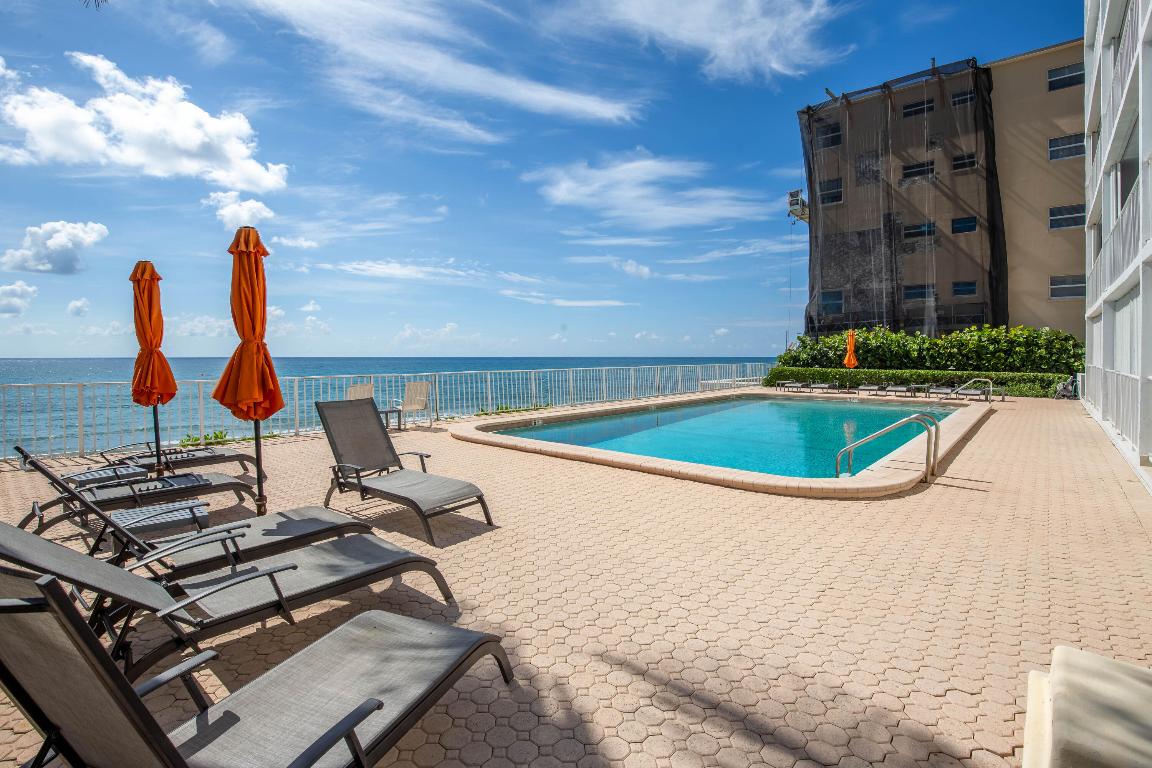 PALM BEACH WINDEMERE CONDO - Residential