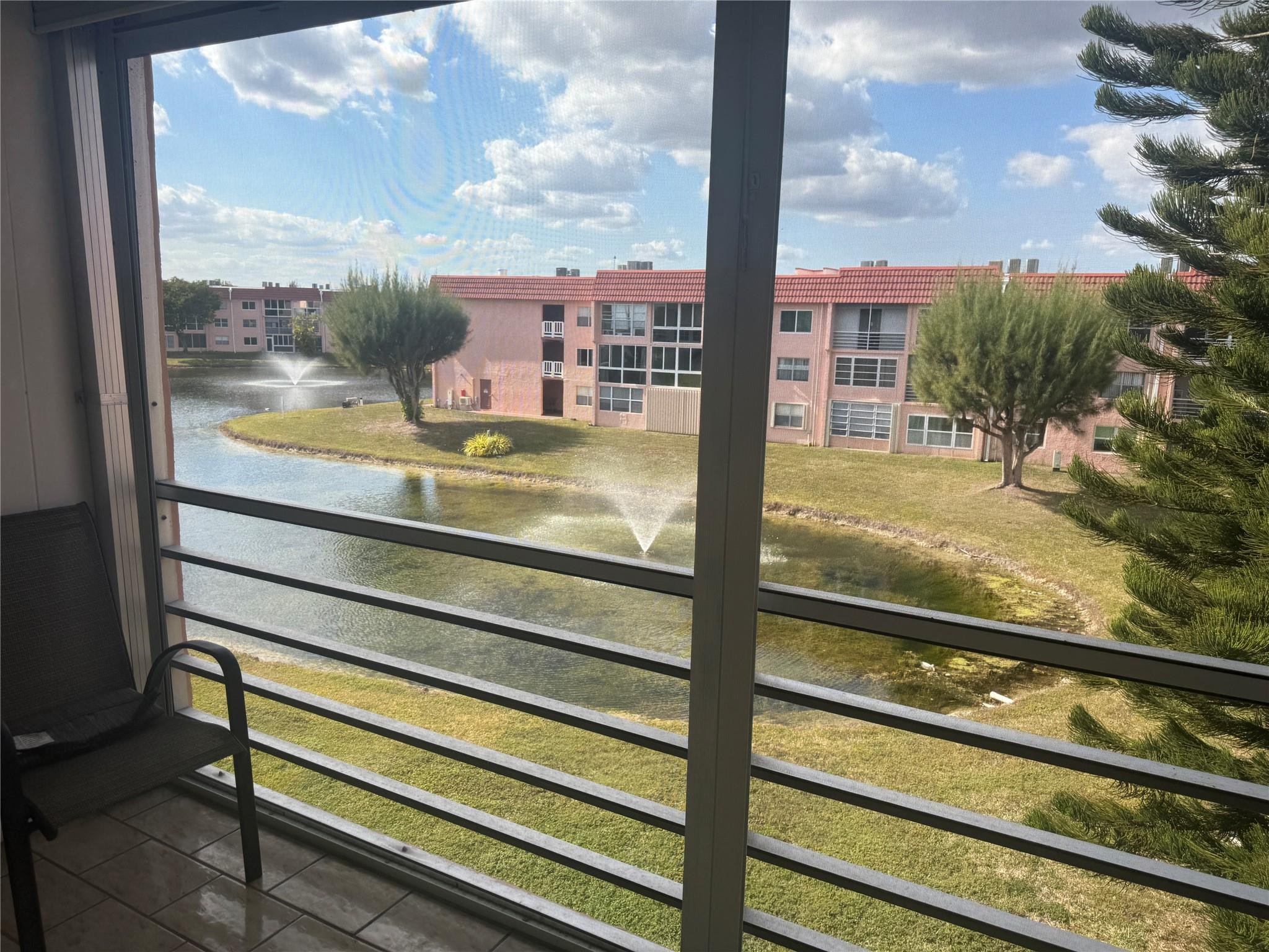 Sunrise Lakes - Residential