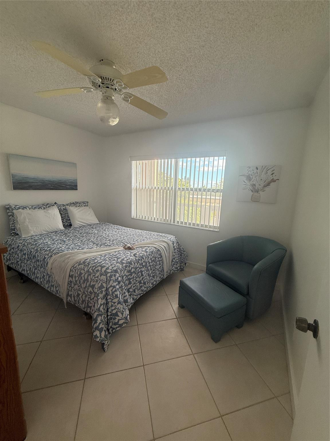 Sunrise Lakes - Residential