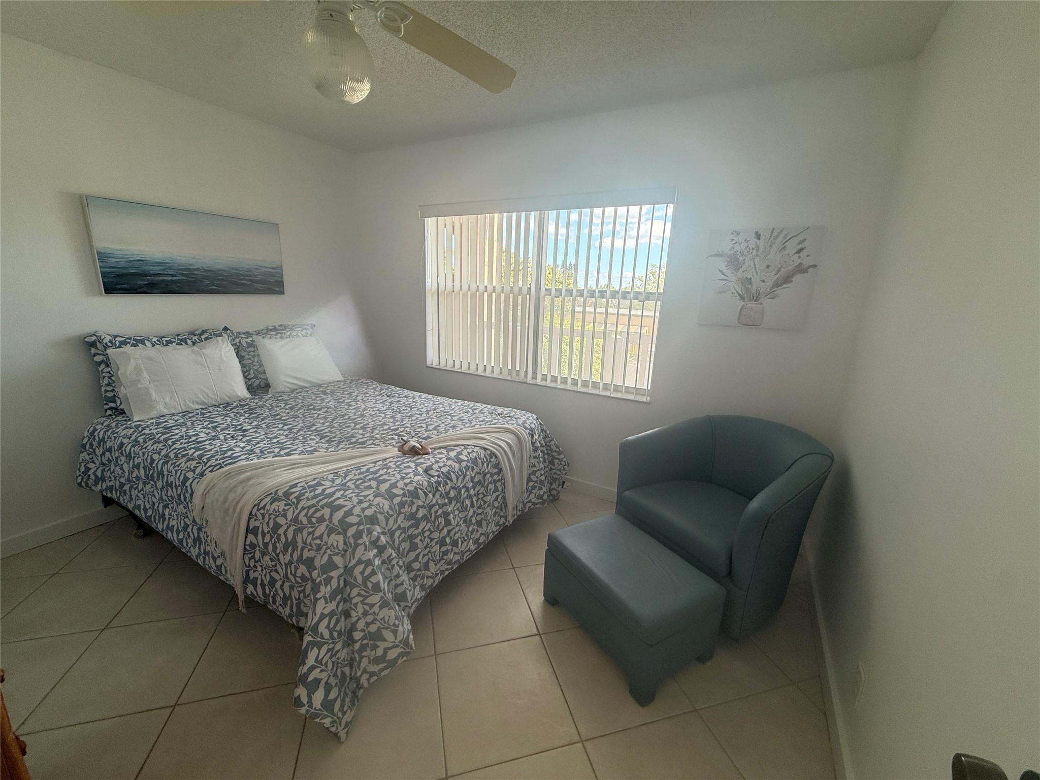 Sunrise Lakes - Residential