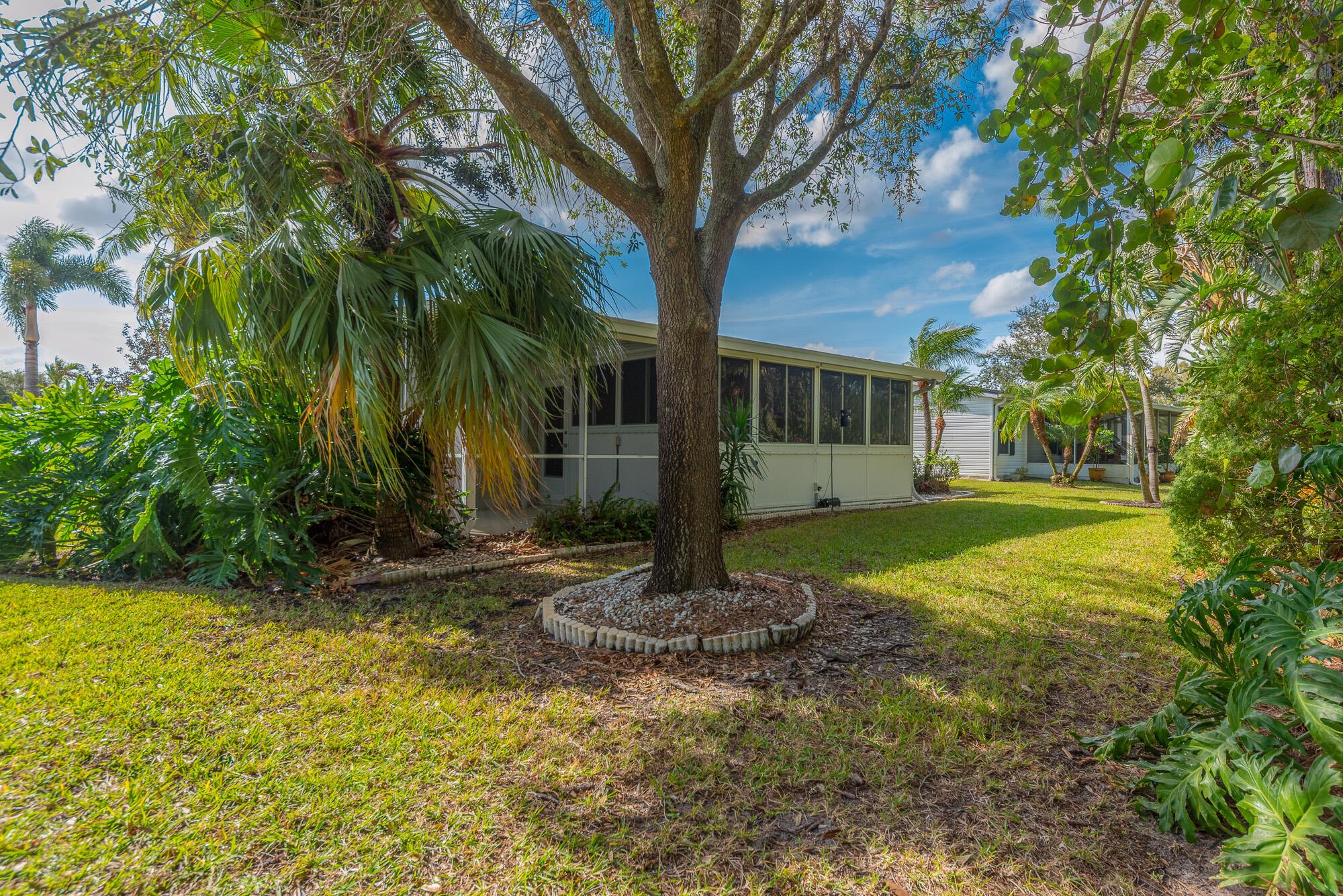 FAIRWAYS AT SAVANNA CLUB - Residential