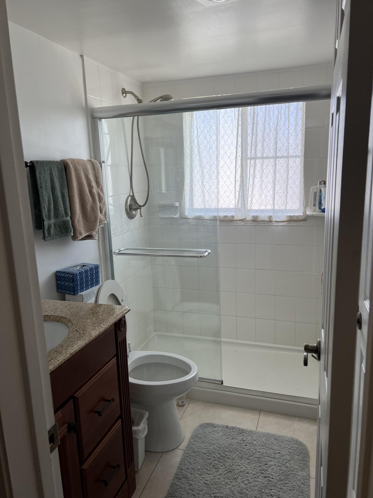 MURRY HILLS APT BLDG CONDO - Residential