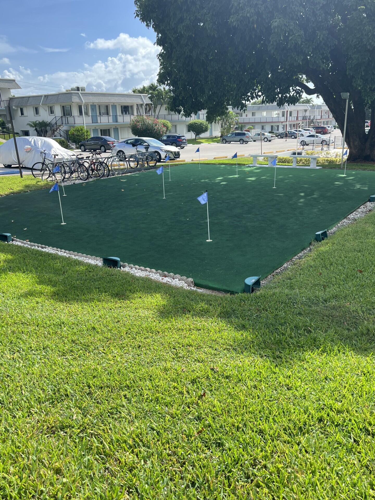 MURRY HILLS APT BLDG CONDO - Residential