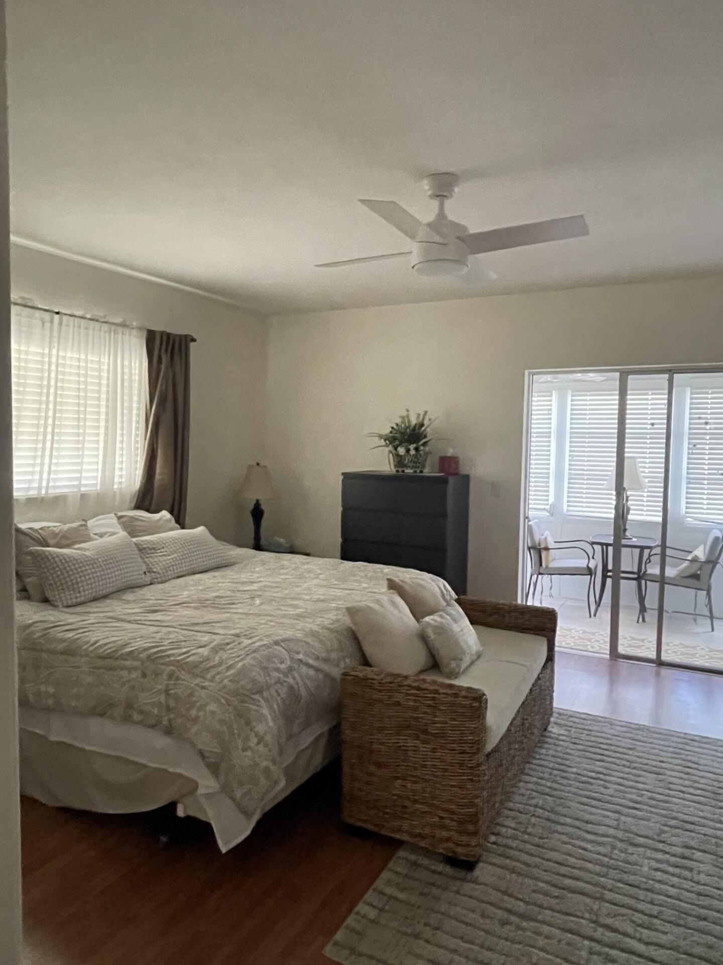 MURRY HILLS APT BLDG CONDO - Residential