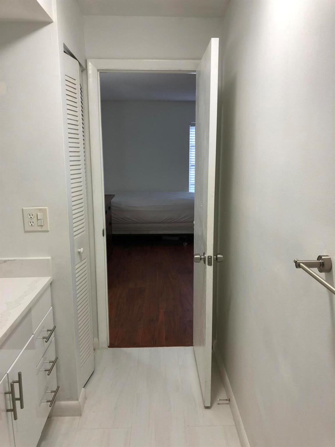 480 NW 20th 2140 Street 2140