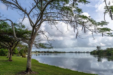 A home in Deerfield Beach