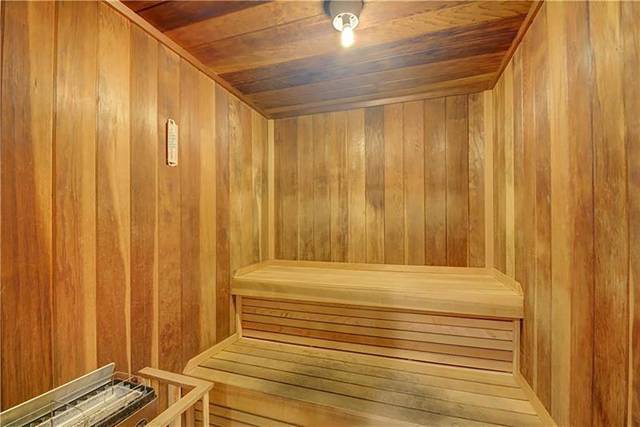 Silver Thatch Atlantic Pl - Residential Lease