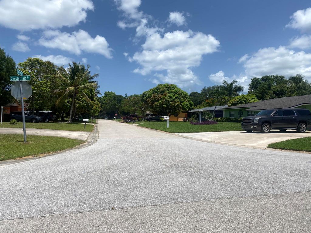 Photo of 2404 Holiday Court, Fort Pierce, FL 34982 (MLS # R11101808)