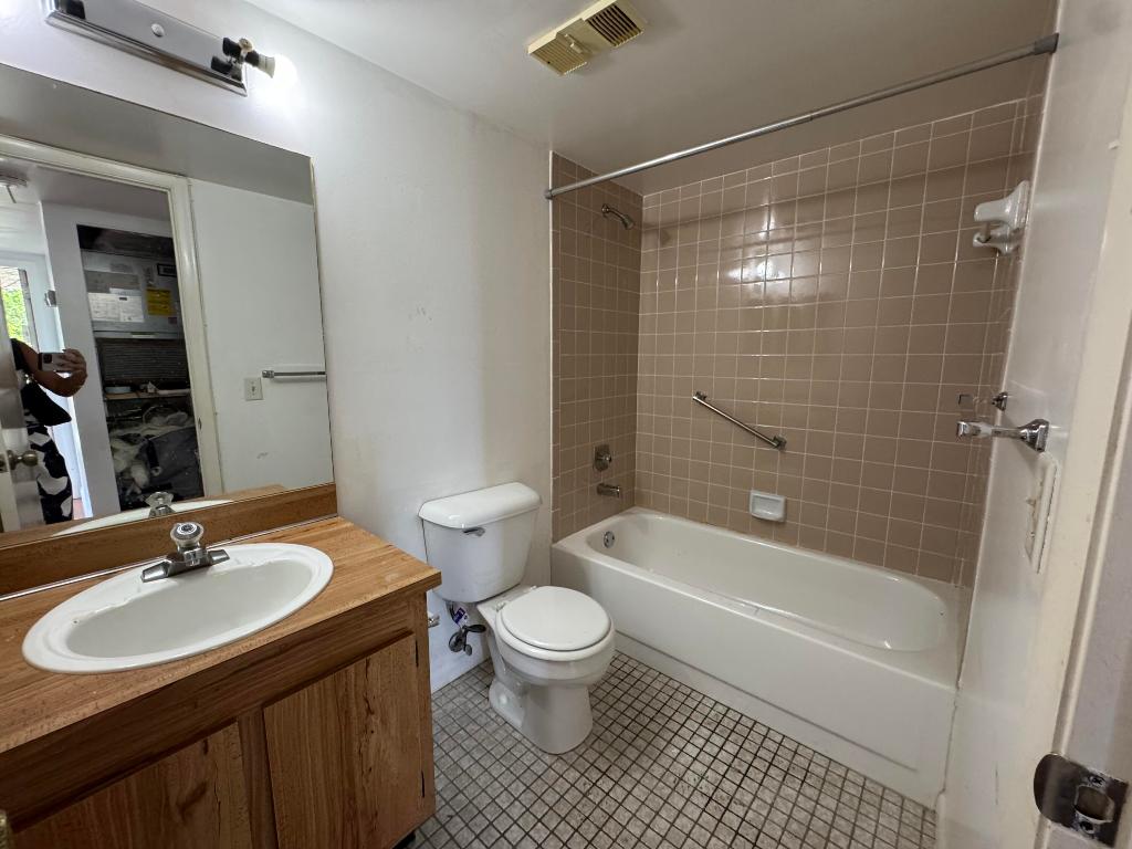 Sunrise lakes - Residential