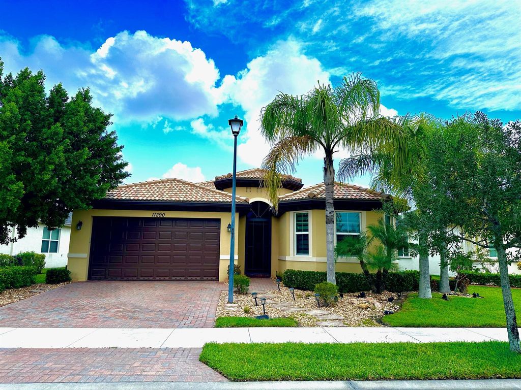 Photo of 11290 SW Wyndham Way, Port Saint Lucie, FL 34987 (MLS # R11004461)