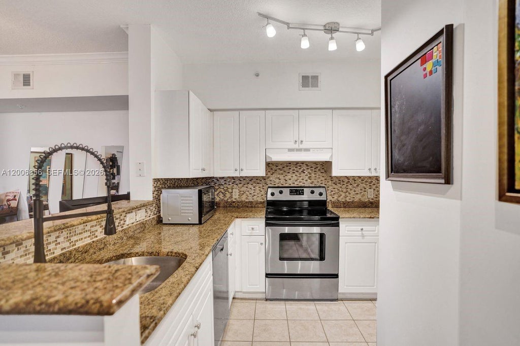 Photo of 2220 Tuscany Way #2220, Boynton Beach, FL 33435 (MLS # A12006856)
