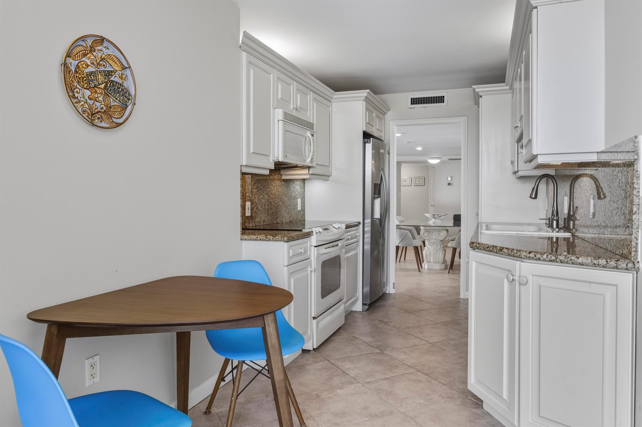 COTE D AZUR CONDO - Residential